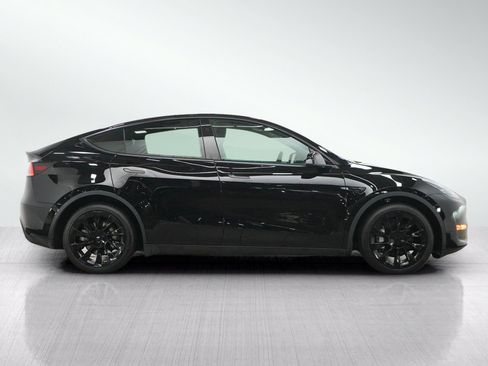 Used 2023 Tesla Model Y Long Range AWD/4WD image 6