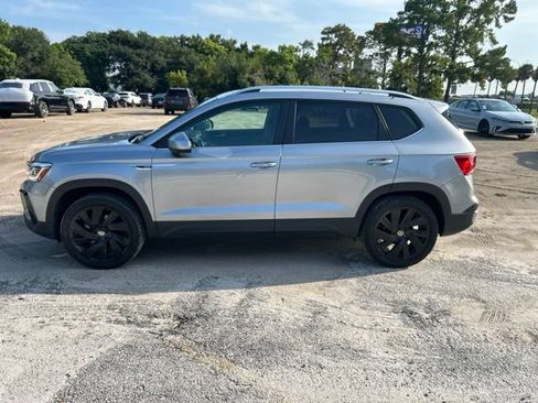 Used 2024 Volkswagen Taos SEL AWD/4WD image 17