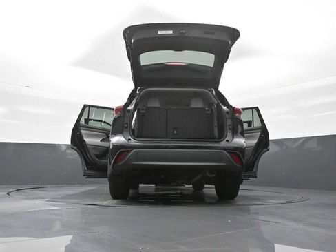 Used 2022 Toyota Highlander XLE image 39