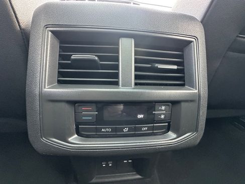 Used 2023 Volkswagen Atlas SE w/ Panoramic Sunroof Package image 27