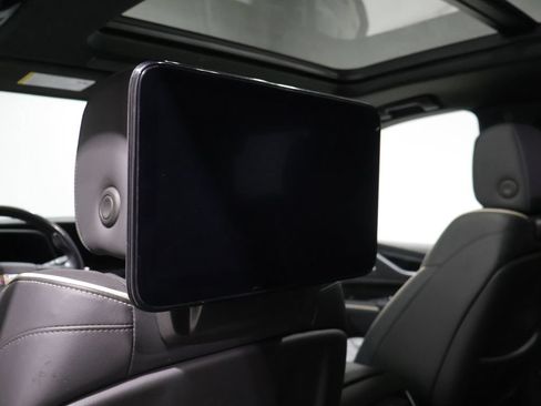 Used 2023 Cadillac Escalade Sport w/ Touring Package AWD/4WD image 19
