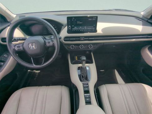 Used 2024 Honda HR-V EX-L image 12