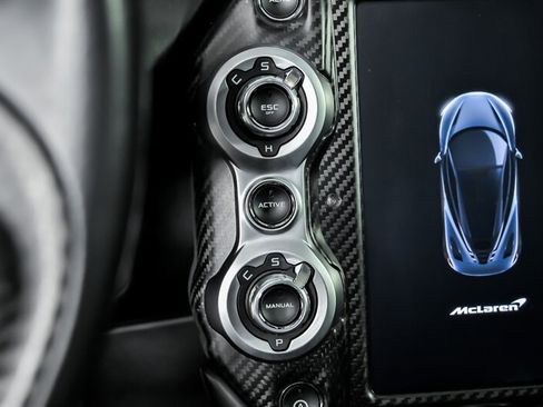 Used 2019 McLaren 720S RWD image 31