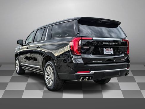 Certified 2025 GMC Yukon XL Denali w/ Sun & Power Step Package AWD/4WD image 4