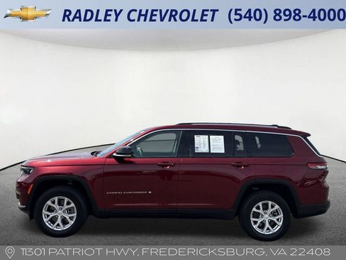 Used 2023 Jeep Grand Cherokee L Limited w/ Luxury Tech Group II AWD/4WD image 28