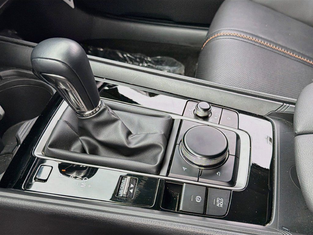 Certified 2025 MAZDA CX-50 AWD 2.5 Turbo w/ Premium Pkg image 19