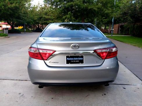 Used 2015 Toyota Camry XLE image 4