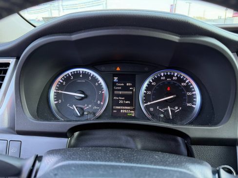 Used 2017 Toyota Highlander XLE image 20