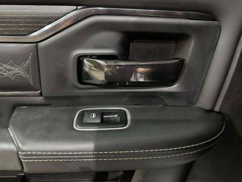 Used 2022 RAM 2500 Limited AWD/4WD image 38