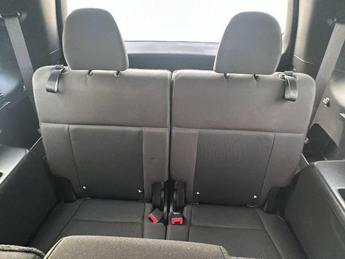Used 2025 Hyundai Santa Fe SE FWD image 33