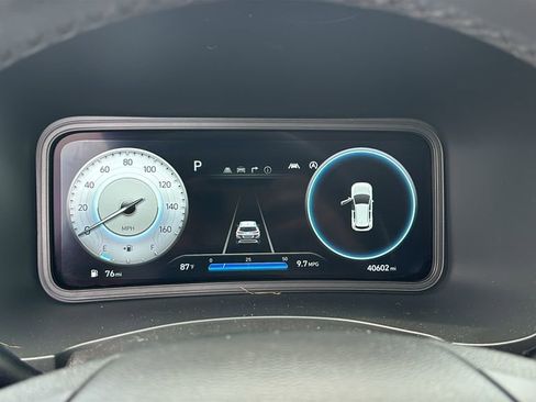 Used 2022 Hyundai Kona Limited AWD/4WD image 16