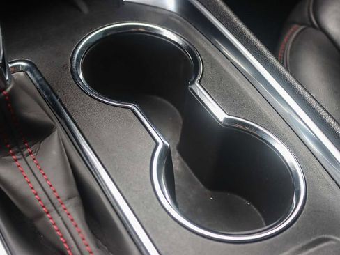 Used 2023 Chevrolet Traverse RS image 36