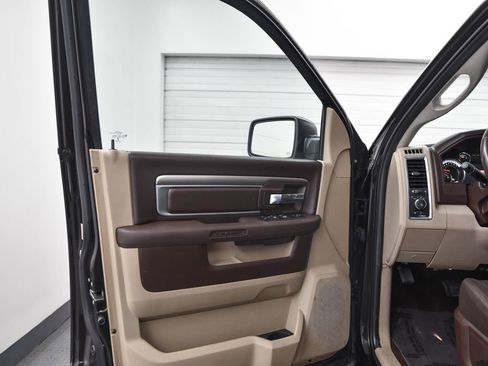 Used 2016 RAM 1500 Big Horn image 9