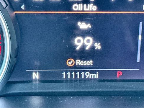 Used 2021 Chevrolet Suburban High Country image 30