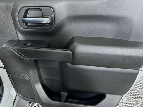 Used 2024 Chevrolet Silverado 1500 Custom Trail Boss image 28