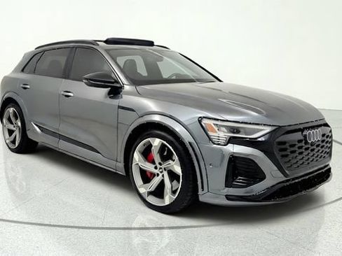 Used 2024 Audi Q8 e-tron Prestige AWD/4WD image 1