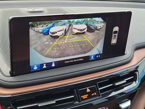 Certified 2025 Acura MDX FWD w/ Technology Package image 24