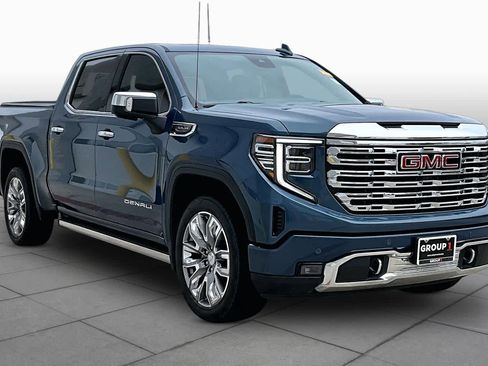 Used 2024 GMC Sierra 1500 Denali w/ Denali Reserve Package RWD image 3
