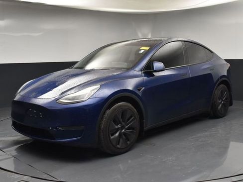 Used 2021 Tesla Model Y Long Range image 4