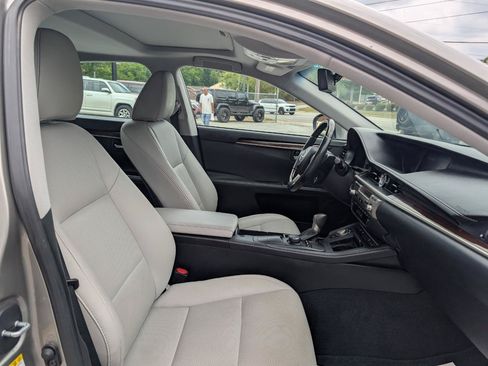 Used 2017 Lexus ES 350 FWD image 24