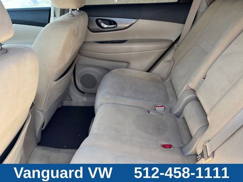 Used 2015 Nissan Rogue SV w/ SV Premium Package AWD/4WD image 28