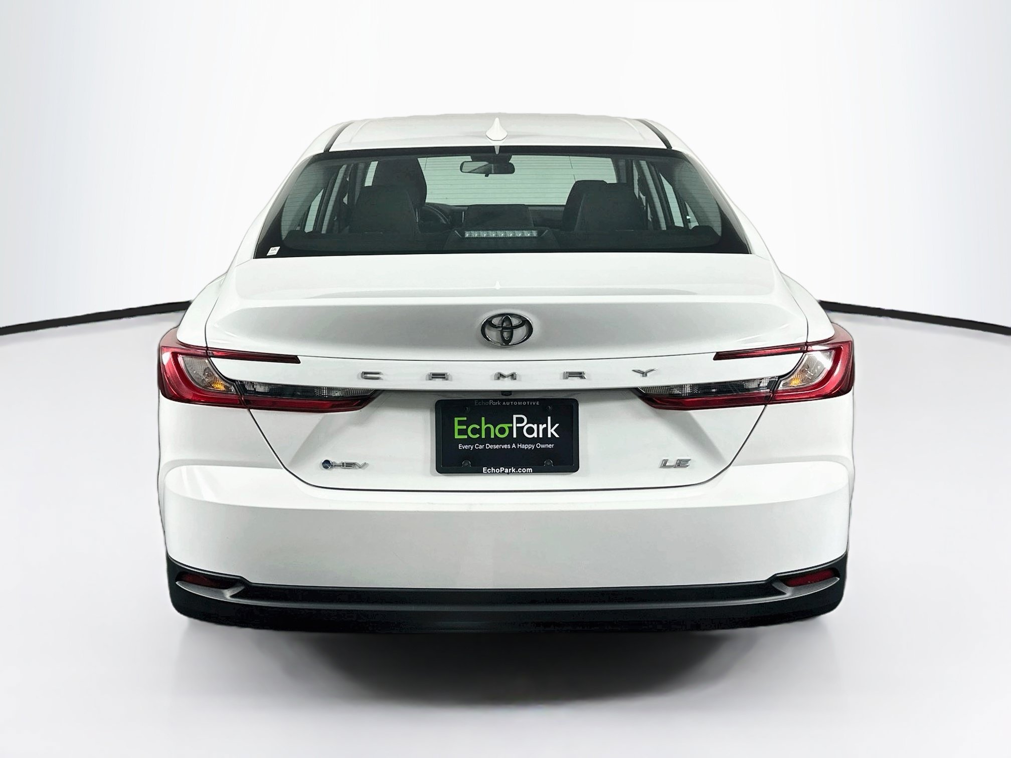 Used 2025 Toyota Camry LE FWD image 7