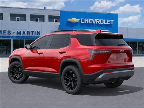 New 2026 Chevrolet Equinox LT FWD image 3