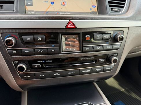 Used 2015 Hyundai Genesis 3.8 w/ Option Group 04 RWD image 34
