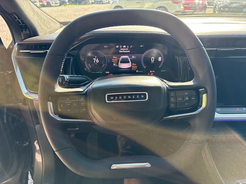 Used 2024 Jeep Wagoneer Launch Edition AWD/4WD image 25