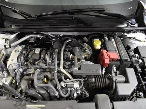 Certified 2025 Nissan Sentra SR w/ SR Premium Package FWD image 37