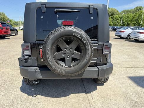 Used 2017 Jeep Wrangler Unlimited Sport AWD/4WD image 8