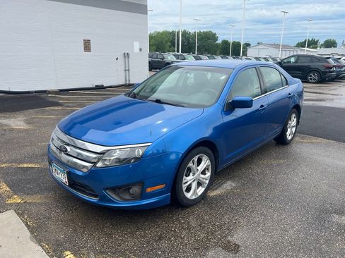 Used 2012 Ford Fusion SE FWD image 2