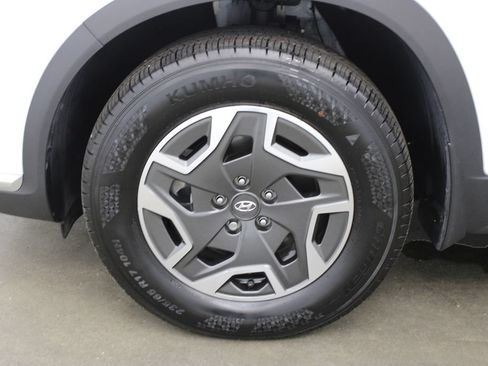 Used 2023 Hyundai Santa Fe Blue AWD/4WD image 28