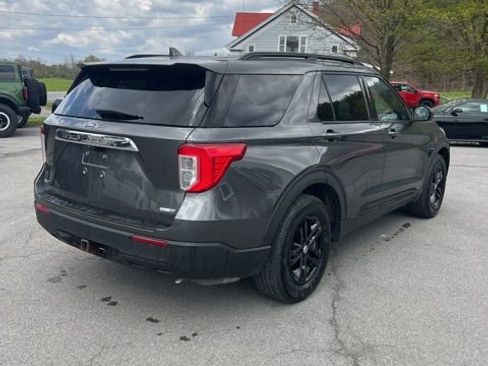 Used 2020 Ford Explorer XLT w/ Comfort Package AWD/4WD image 10