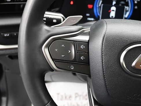 Used 2023 Lexus RZ 450e Premium w/ Technology Package image 17