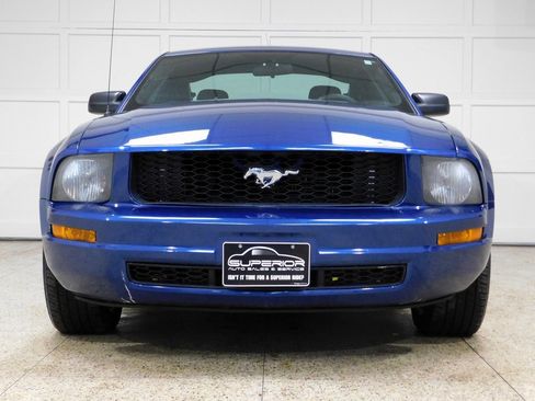 Used 2009 Ford Mustang Coupe image 2