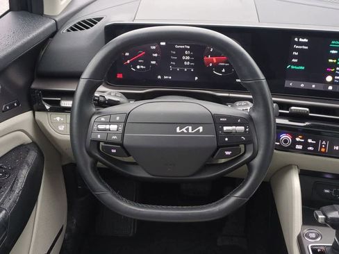 Used 2026 Kia Sportage SX image 23