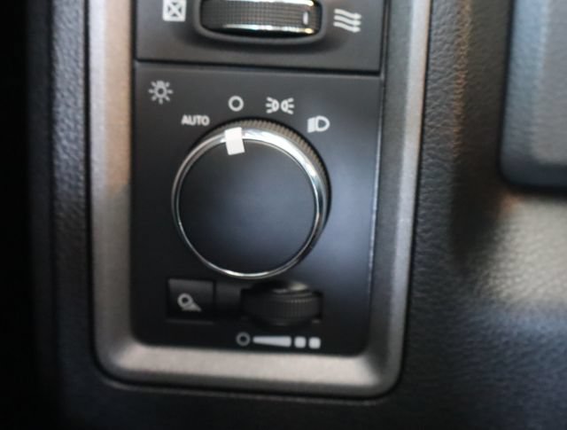 Used 2018 RAM 2500 Tradesman w/ Chrome Appearance Group AWD/4WD image 28