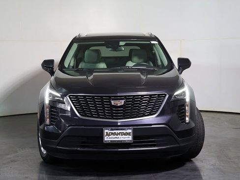 Used 2023 Cadillac XT4 Luxury w/ Cold Weather Package FWD image 9