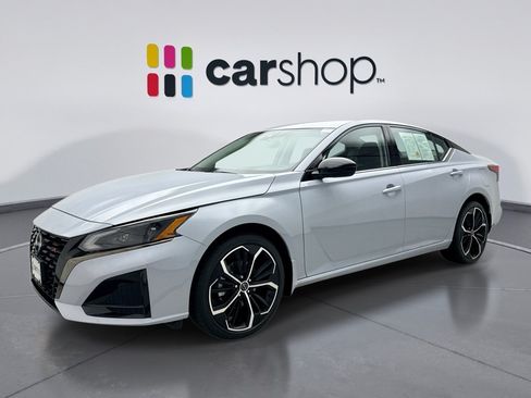Used 2023 Nissan Altima 2.5 SR AWD/4WD image 1