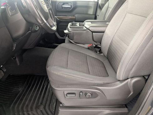Used 2022 Chevrolet Silverado 1500 LT image 13