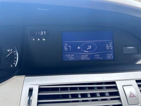 Used 2009 Toyota Avalon Limited image 15