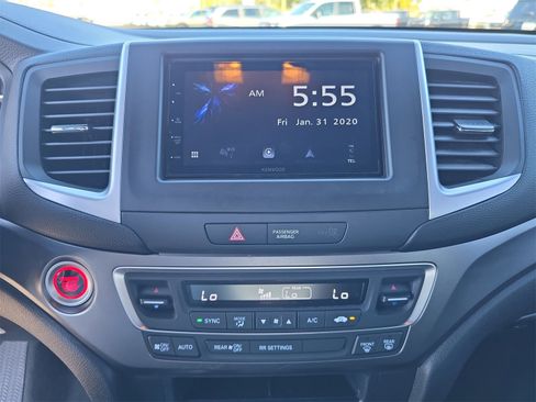 Used 2019 Honda Passport Sport image 15