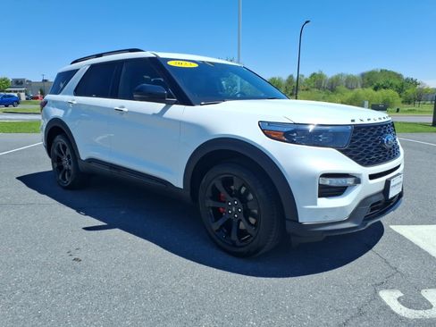 Used 2023 Ford Explorer ST w/ Equipment Group 401A AWD/4WD image 3