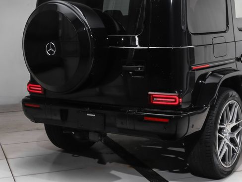 Certified 2025 Mercedes-Benz G 550 image 4