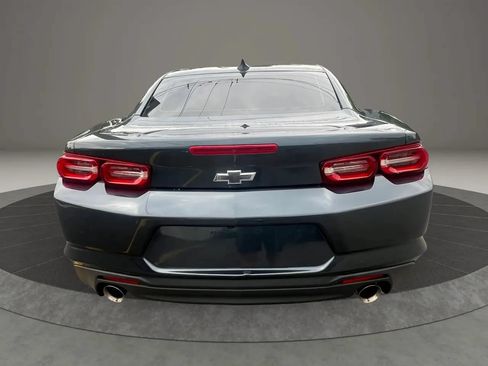 Used 2020 Chevrolet Camaro LT RWD image 6
