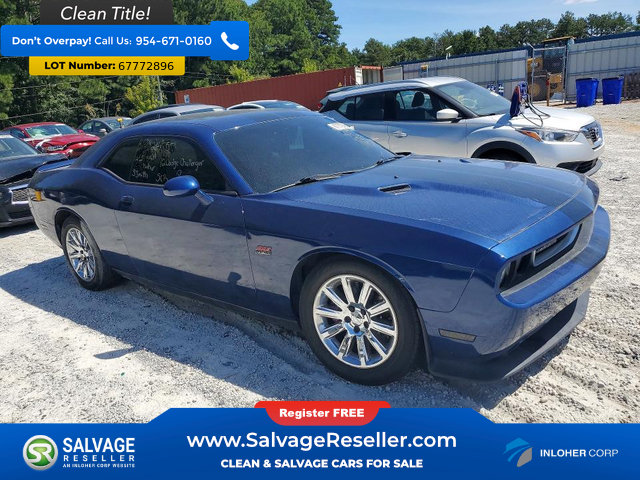 Used 2012 Dodge Challenger SRT8 RWD image 5