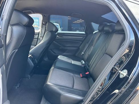 Used 2019 Honda Accord Sport image 11
