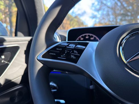 New 2026 Mercedes-Benz GLC 300 image 23