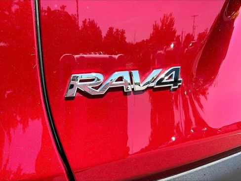 Used 2025 Toyota RAV4 Limited w/ Advanced Technology Package AWD/4WD image 30